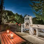 Caracol With Heated Pool & Mini-golf