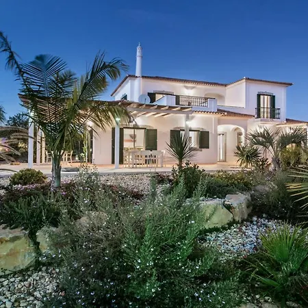 Βίλα Caracol With Heated Pool & Mini-golf