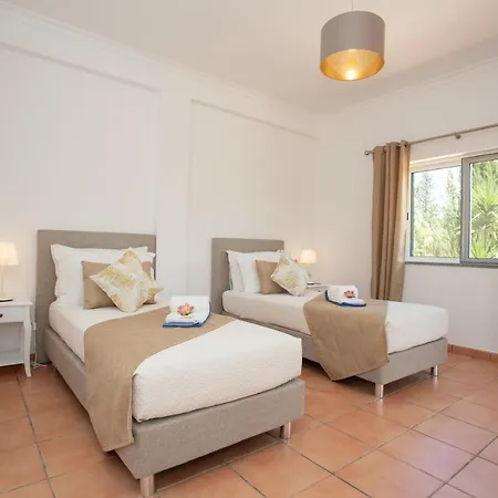 Caracol With Heated Pool & Mini-golf *