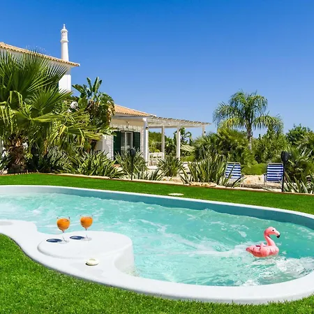 Villa Caracol With Heated Pool & Mini-golf