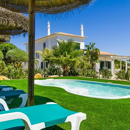 Caracol With Heated Pool & Mini-golf Villa Luz de Tavira